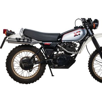 Silencieux trail BULL, tout inox, double fixation, sonorité raisonnable, avec collier. Voir collecteur correspondant 91427